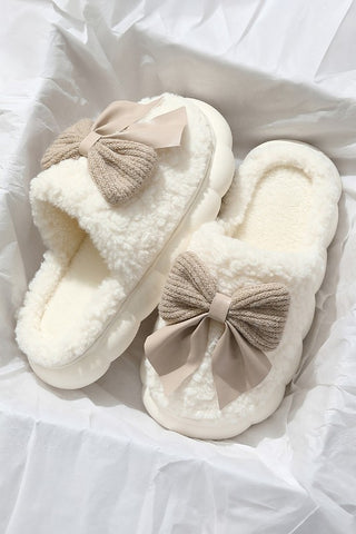 Bowknot Applique Plush Winter Slippers